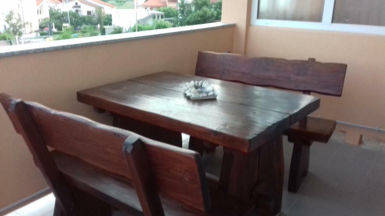 Apartments Rajka Lopar Luaran gambar