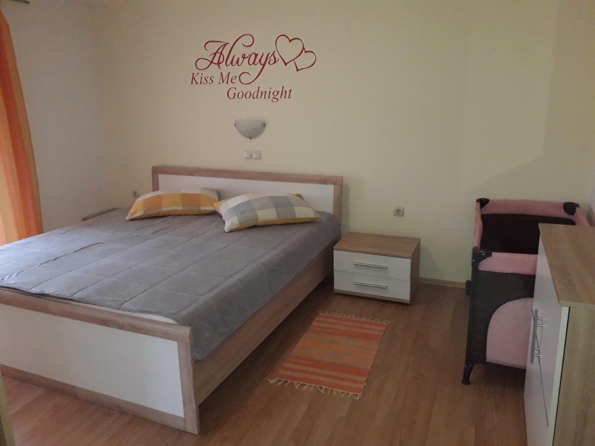 Apartments Rajka Lopar Luaran gambar